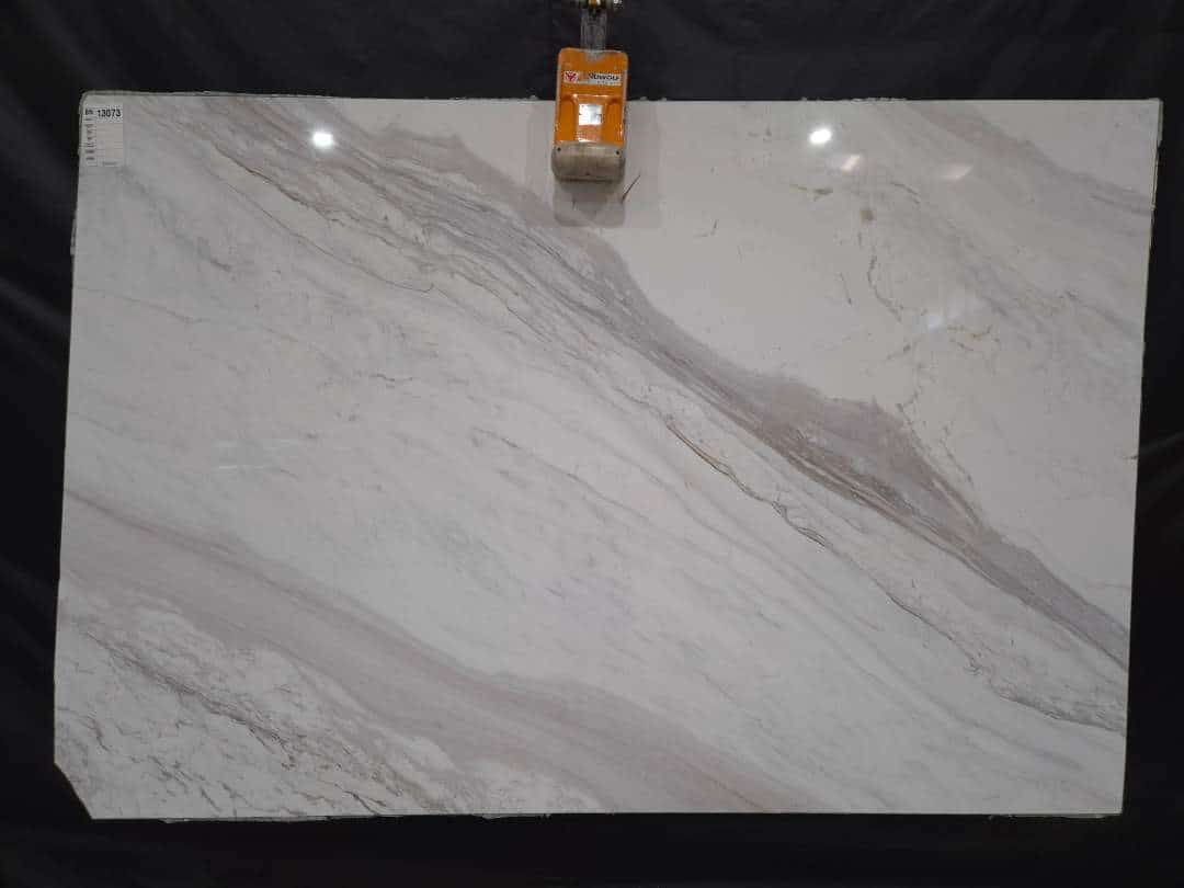 Volakas Polished marble slab in White