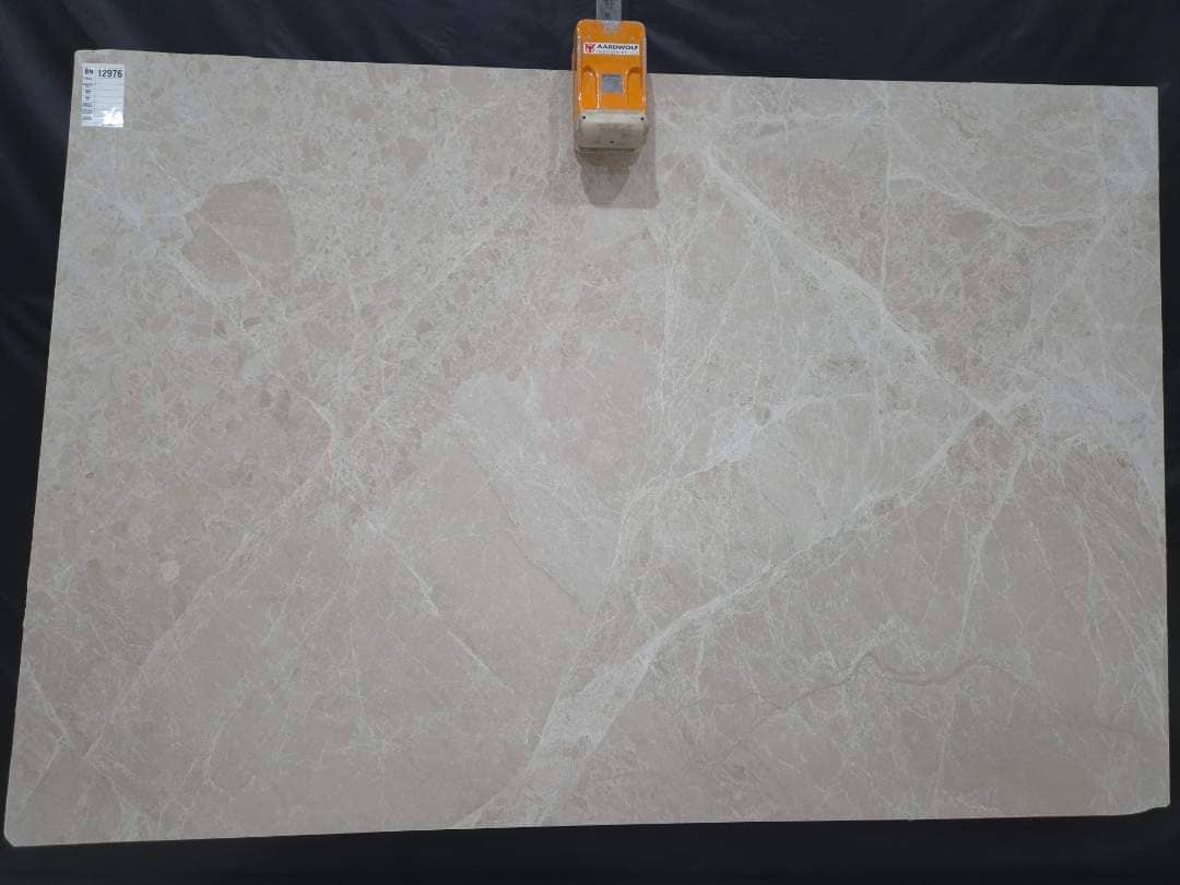 Spyder Beige(Beysehir Beige) Polished marble slab in Beige