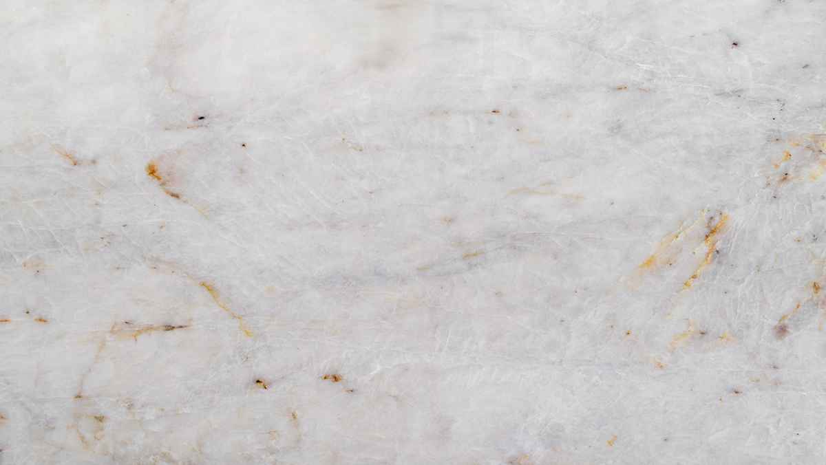 CRYSTAL FROST - Photo 1