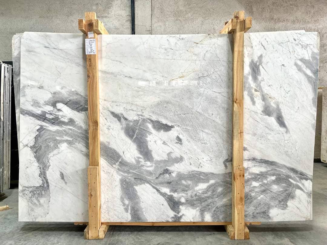 Ala Carrara polished marble slab