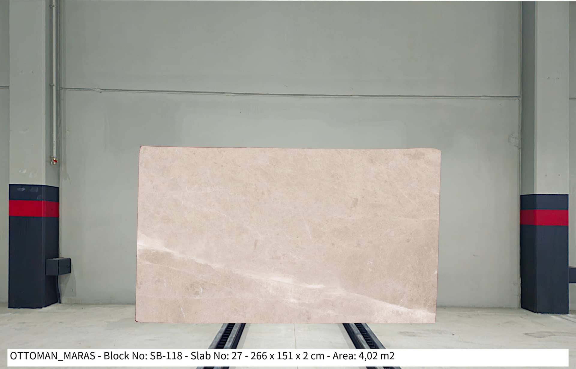 OTTOMAN MARAŞ Polished marble slab in Beige