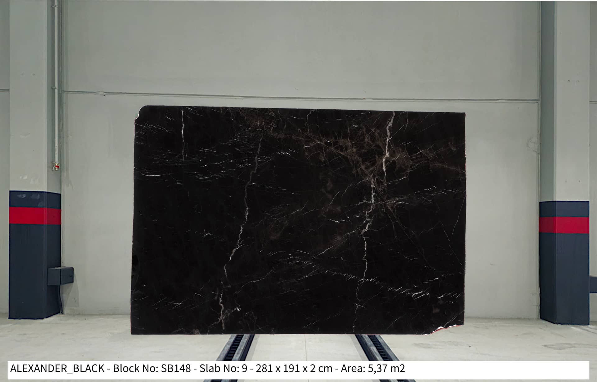 ALEXANDER BLACK Polished marble slab