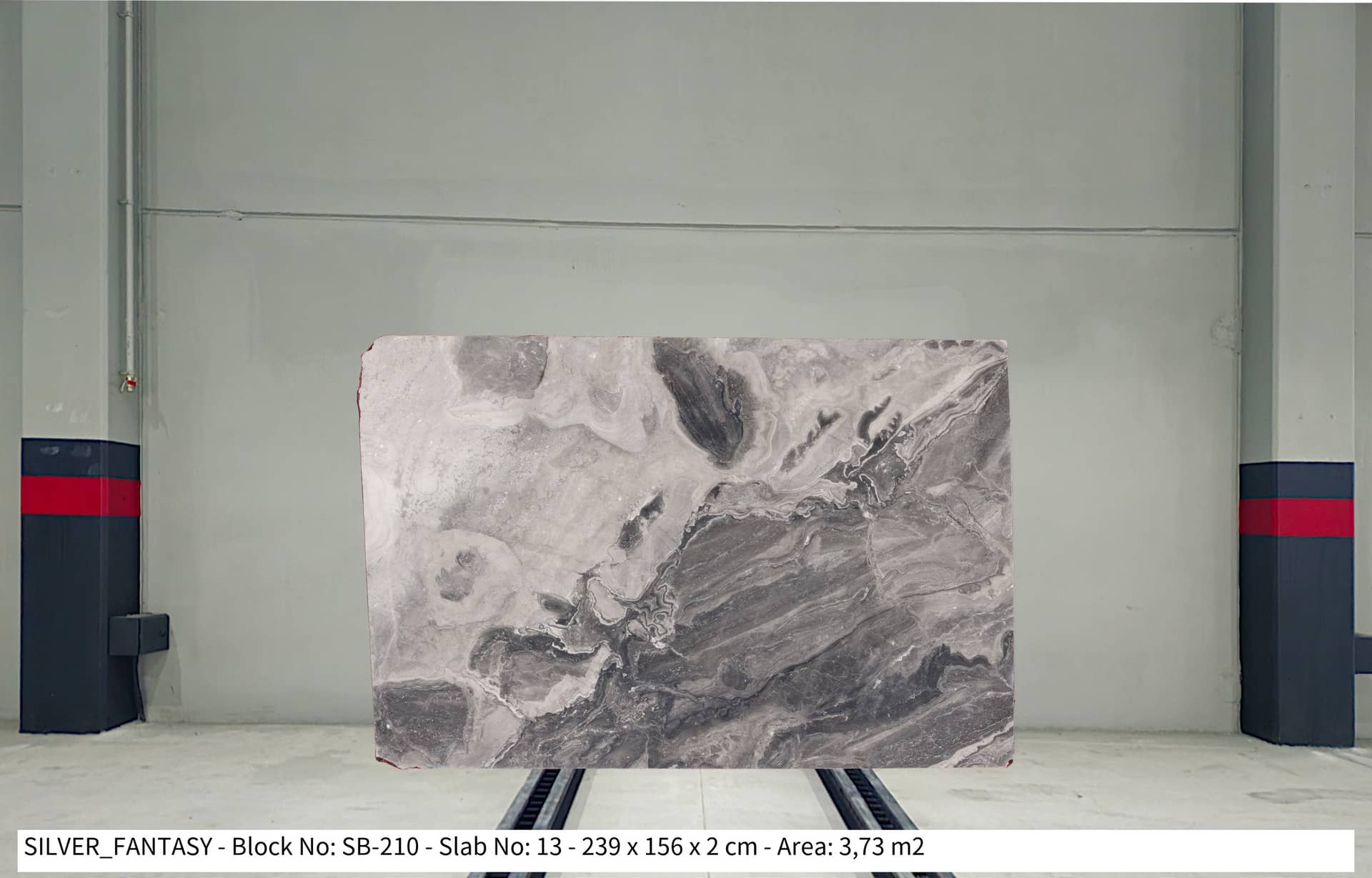 SILVER FANTASY Polished marble slab