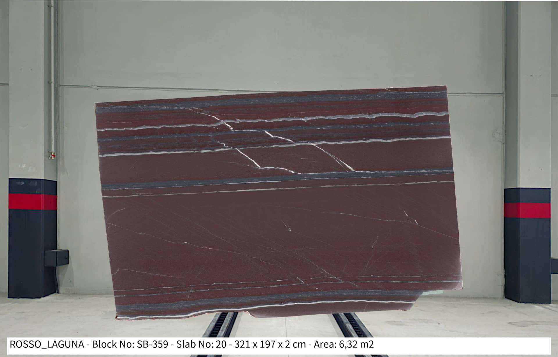 ROSSO LAGUNA Polished marble slab