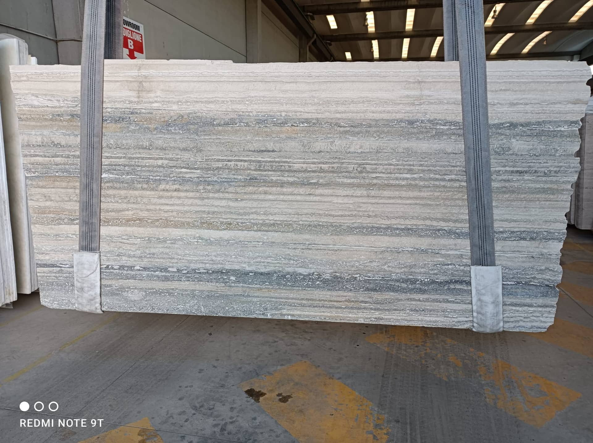 TRAVERTINO OCEAN BLUE travertine slab