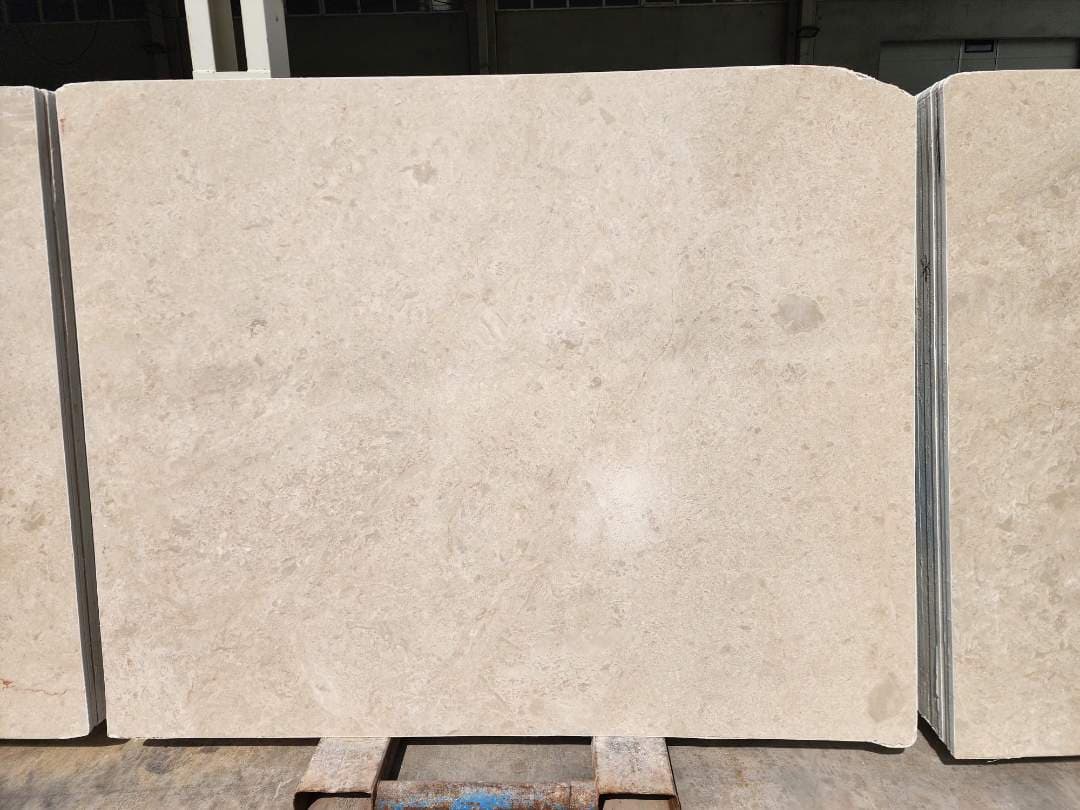 Ottoman Bej Polished marble slab in Beige