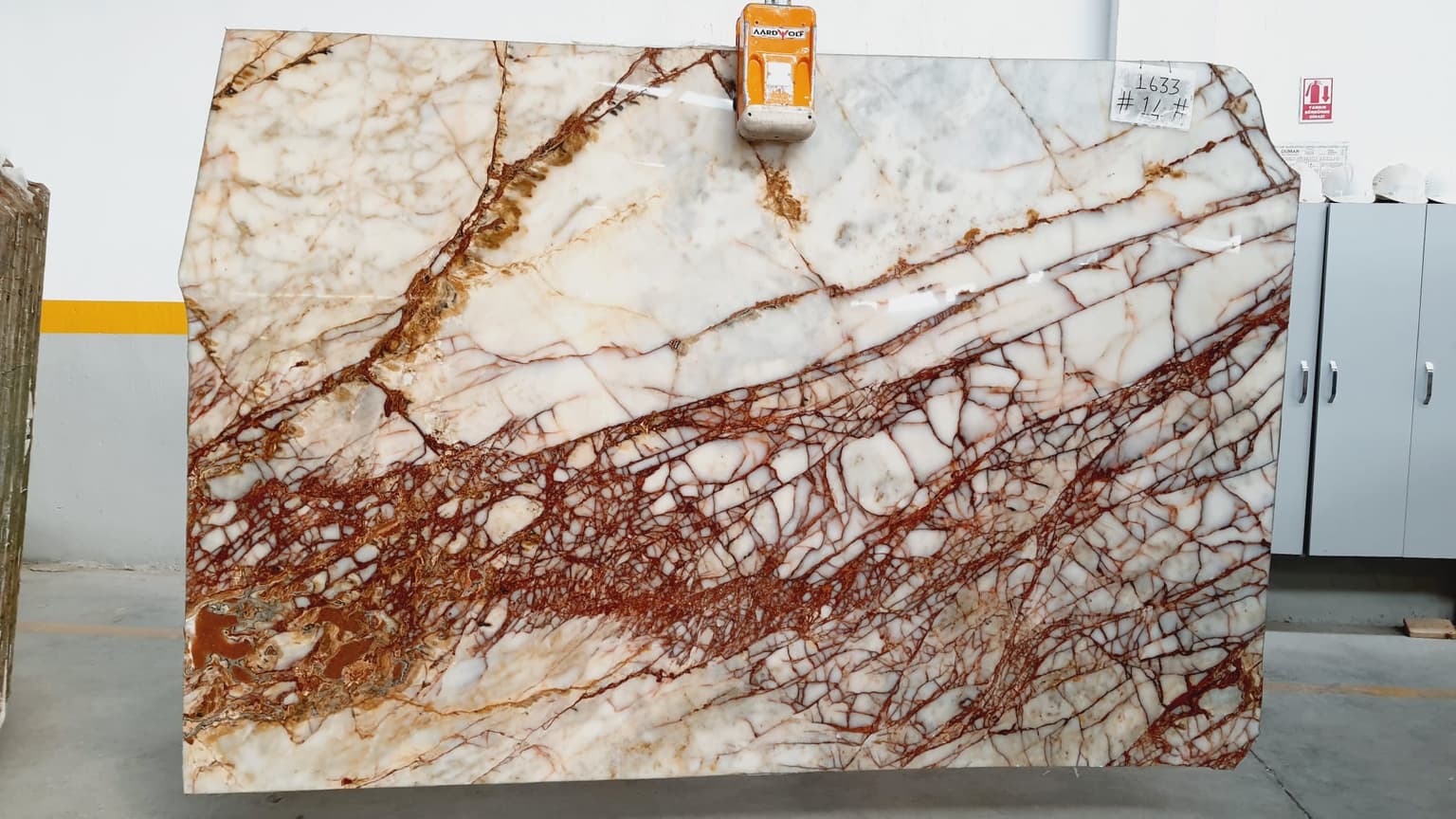 PATAGONIA ROSE K 1633 Polished marble slab in Pink