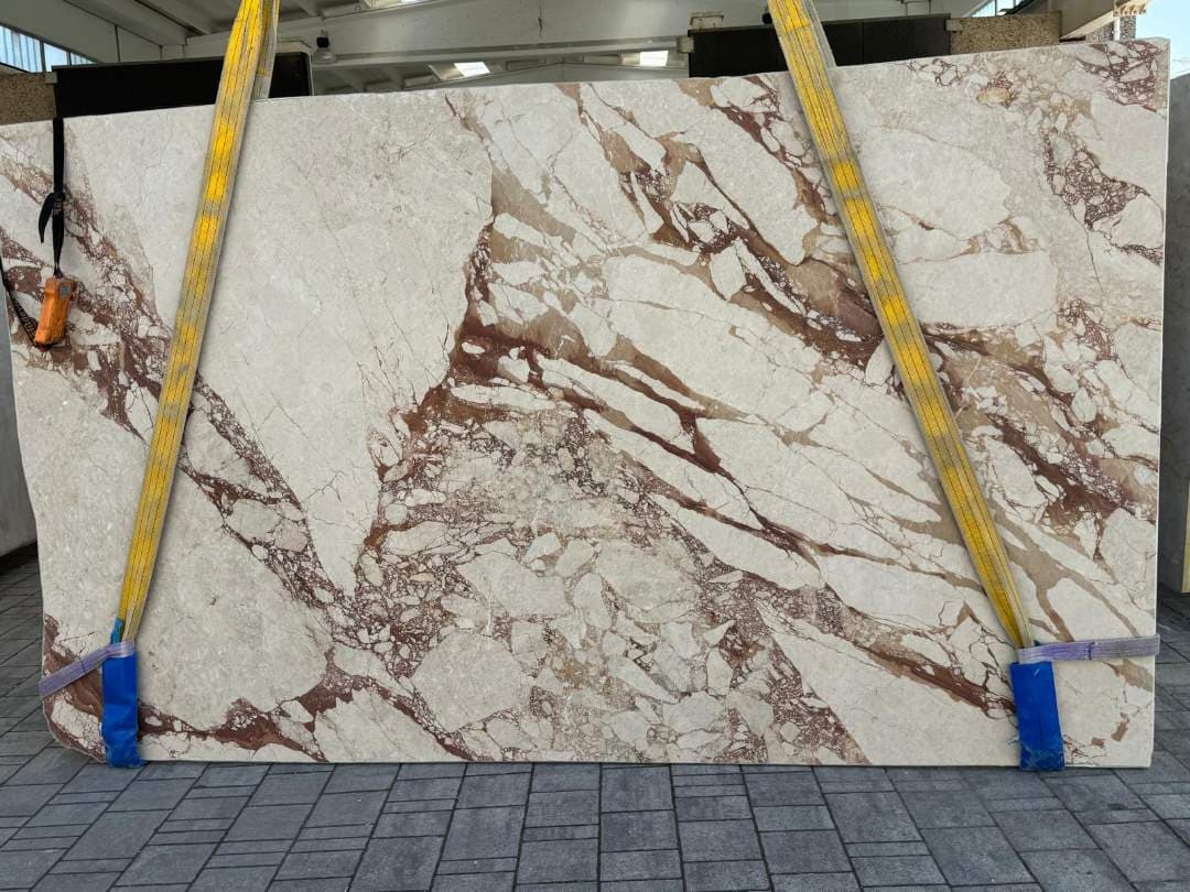 Bellissimo Diana Polished marble slab in Multicolor