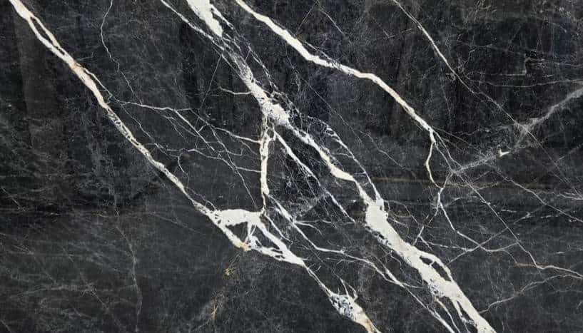 MONT BLANC Polished marble slab in Black
