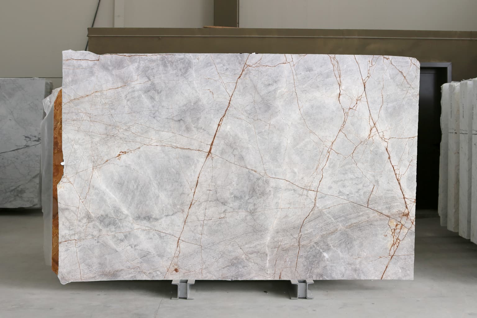 Fendi Rose Polished marble slab