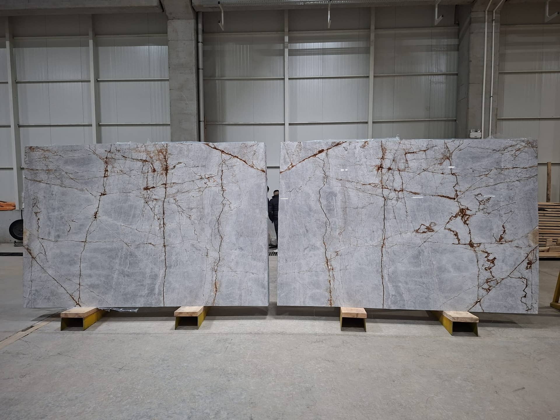 Fendi Rose Polished marble slab