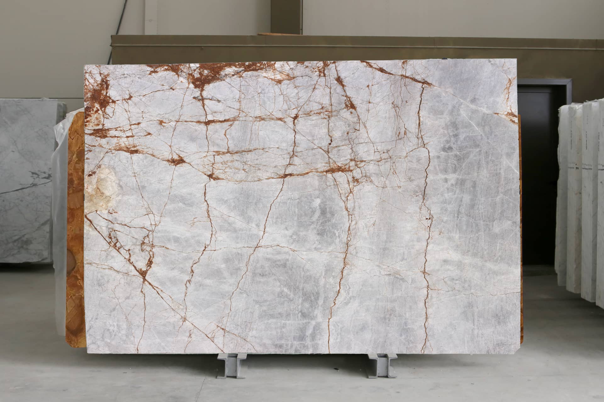 Fendi Rose Polished marble slab